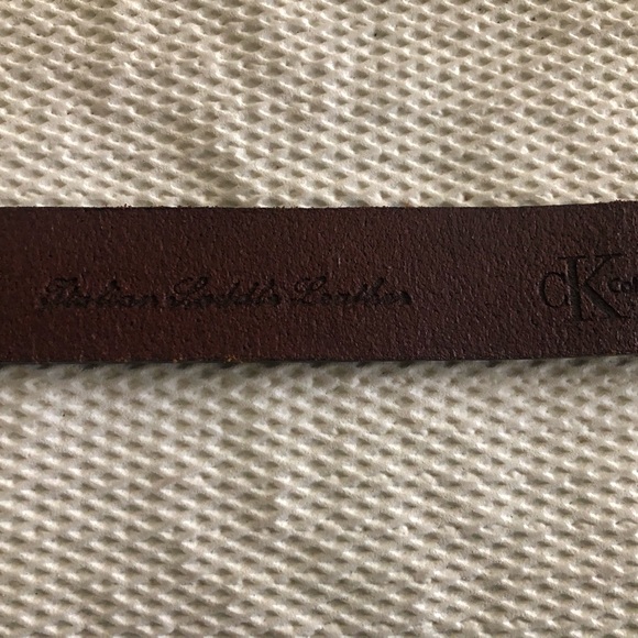 Calvin Klein women's skinny belt CK Monogram Buckle M.  33-1/2 Long, 1” wide. - Picture 3 of 6